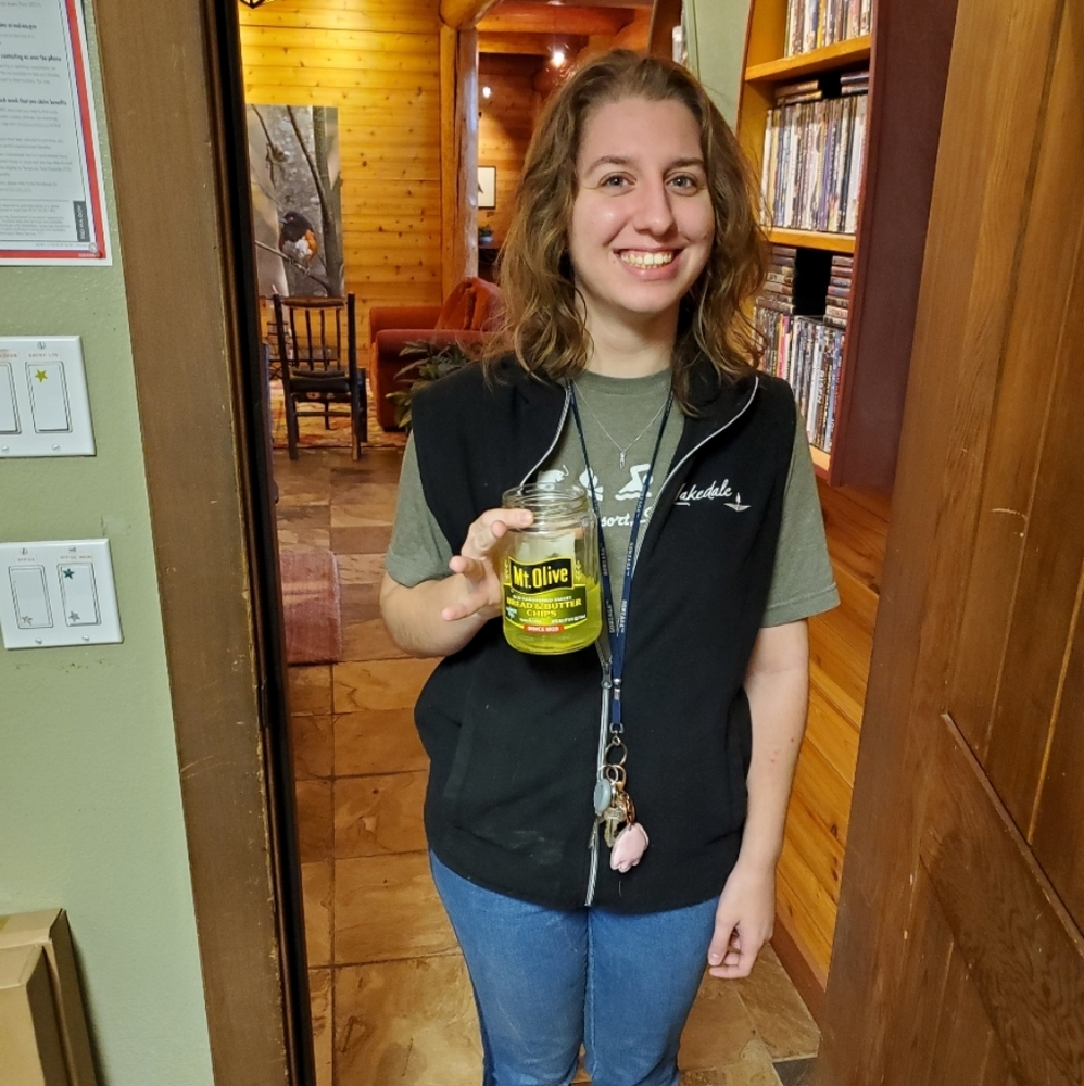 Meet your Posher, Madeline